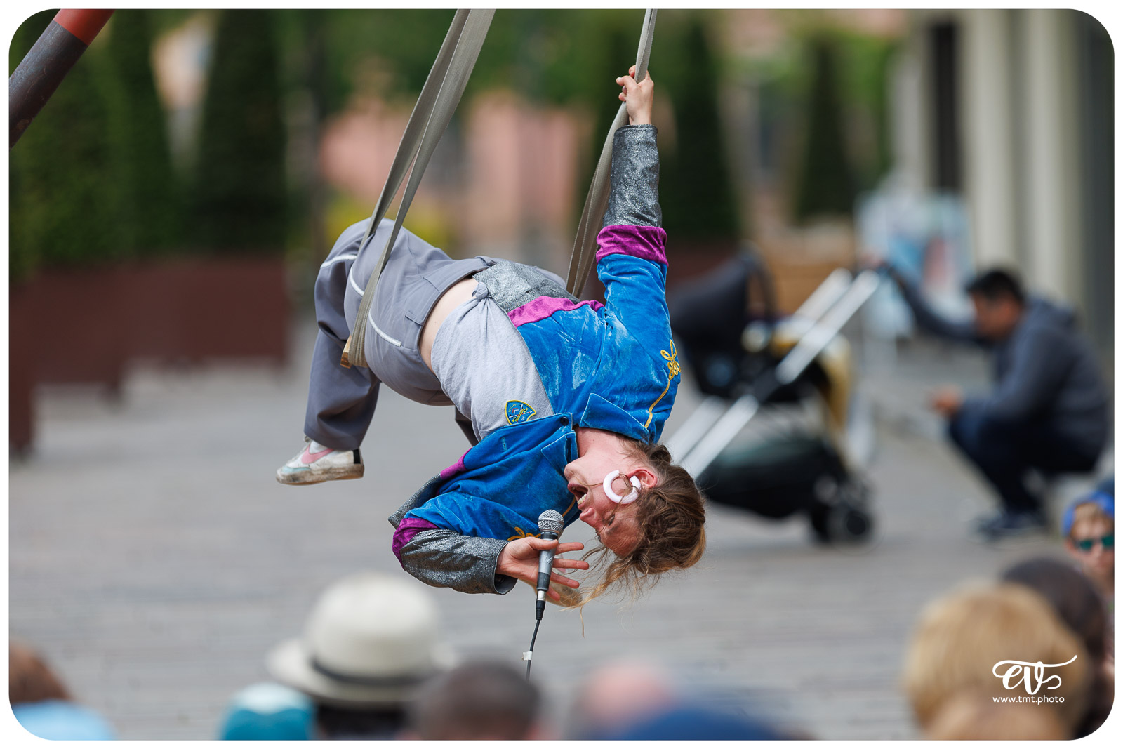 SUR MESURE (CIE BARRIÈRE)